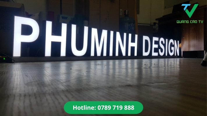 Mẫu biển LED điện tử trong nhà sang trọng