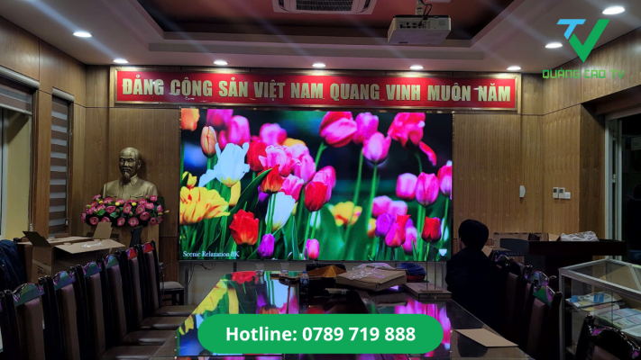 Vì sao nên chọn màn hình LED gắn tường cố định cho trung tâm hội nghị?